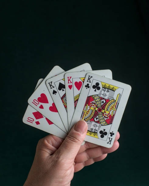 Live blackjack table with cash-out button visible during active hand on rtp asiktoto